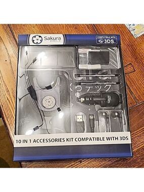Sakura 10 on 1 accessory kit for 3ds